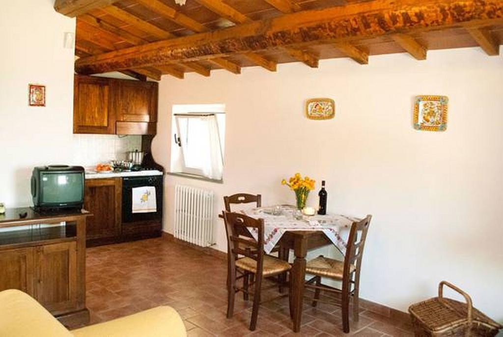 Hostal Il Poggio Delle Ginestre Torgiano Exterior foto